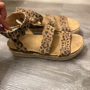 Leopard Print Tan Platform Sandals